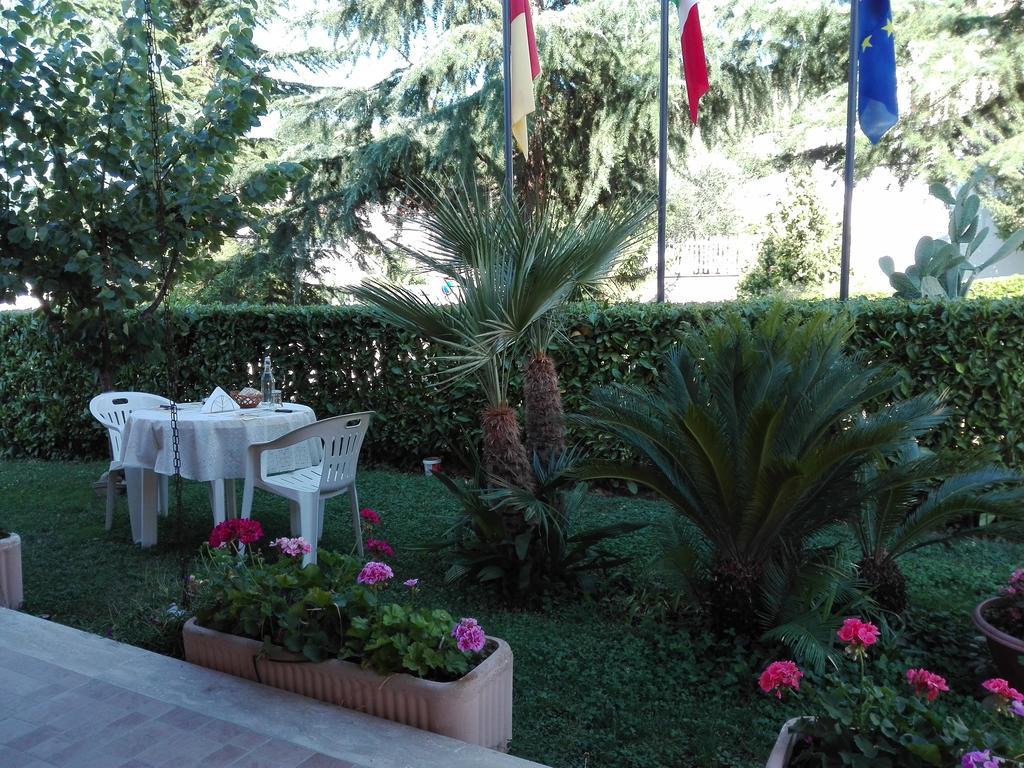 B&B Le Begonie Ascoli Piceno Extérieur photo